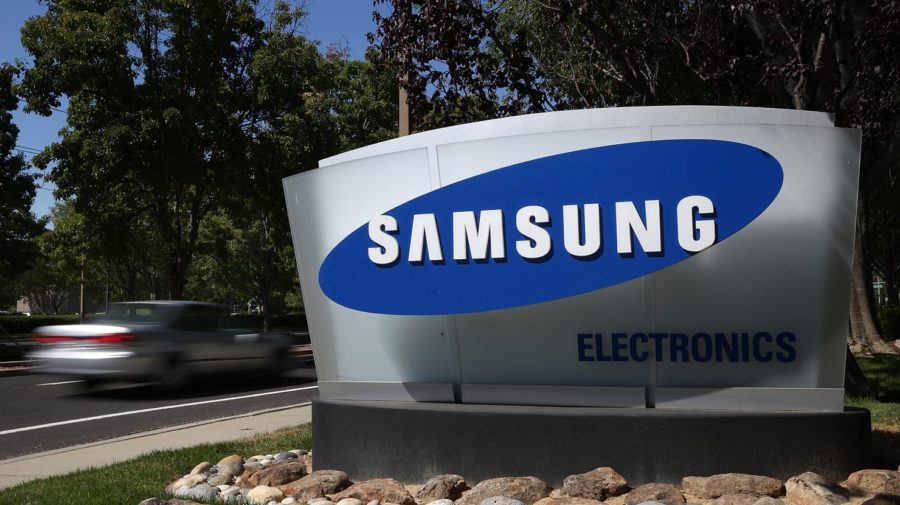 Trial Begins In Apple-Samsung Patent Battle