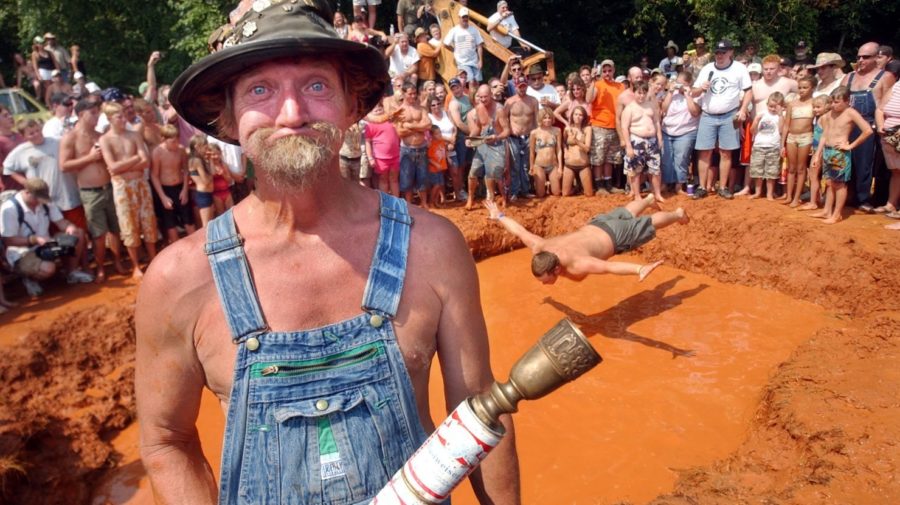 Contestants Get Dirty At Annual Redneck Games