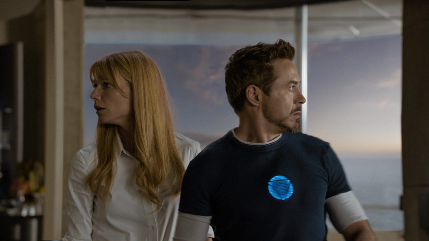 still-of-robert-downey-jr.-and-gwyneth-paltrow-in-iron-man-3-(2013)