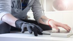 Slovenské rukavice Pick’n’Tap,