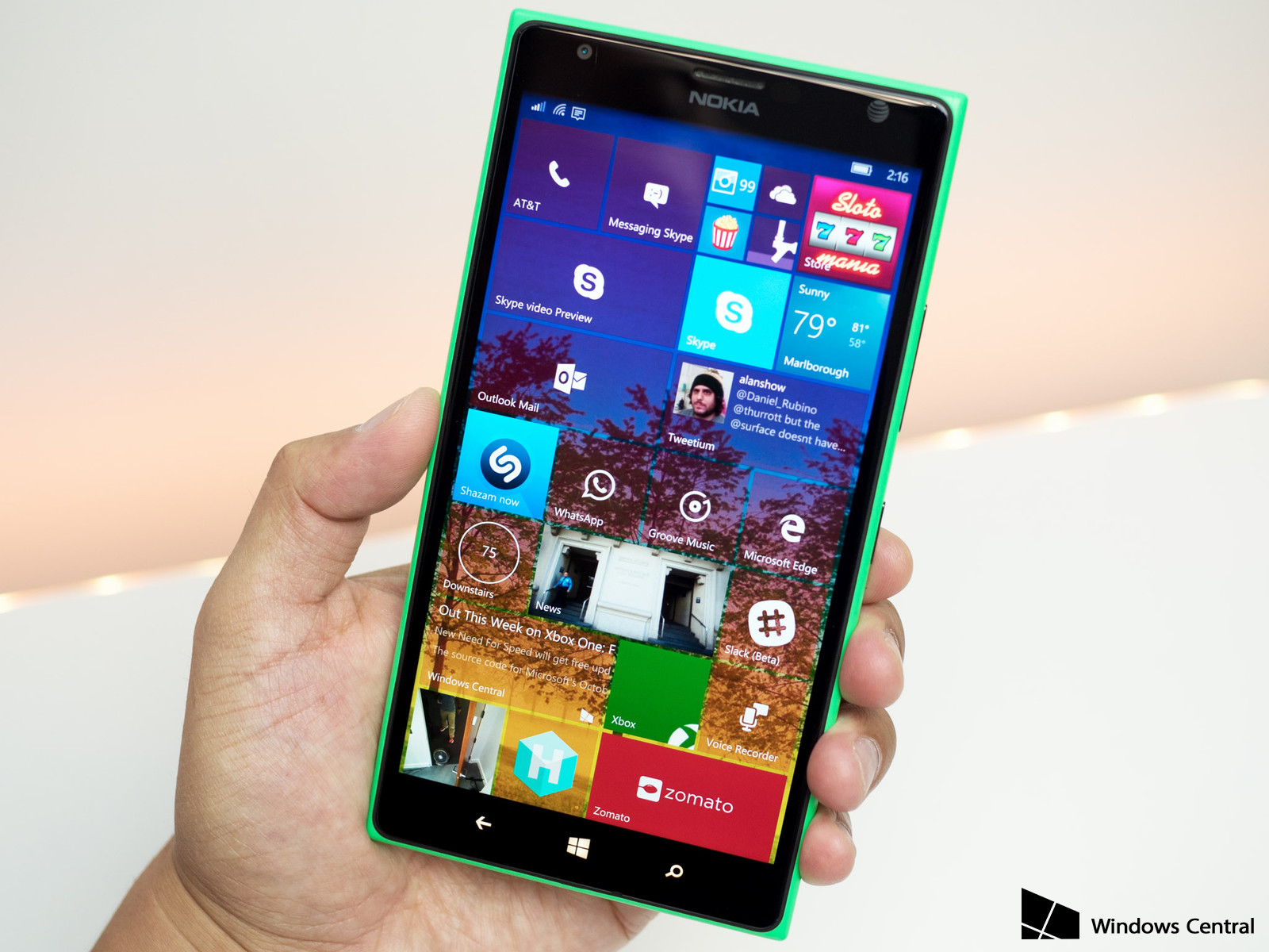 windows-10-mobile-tiles-new-lumia-1520