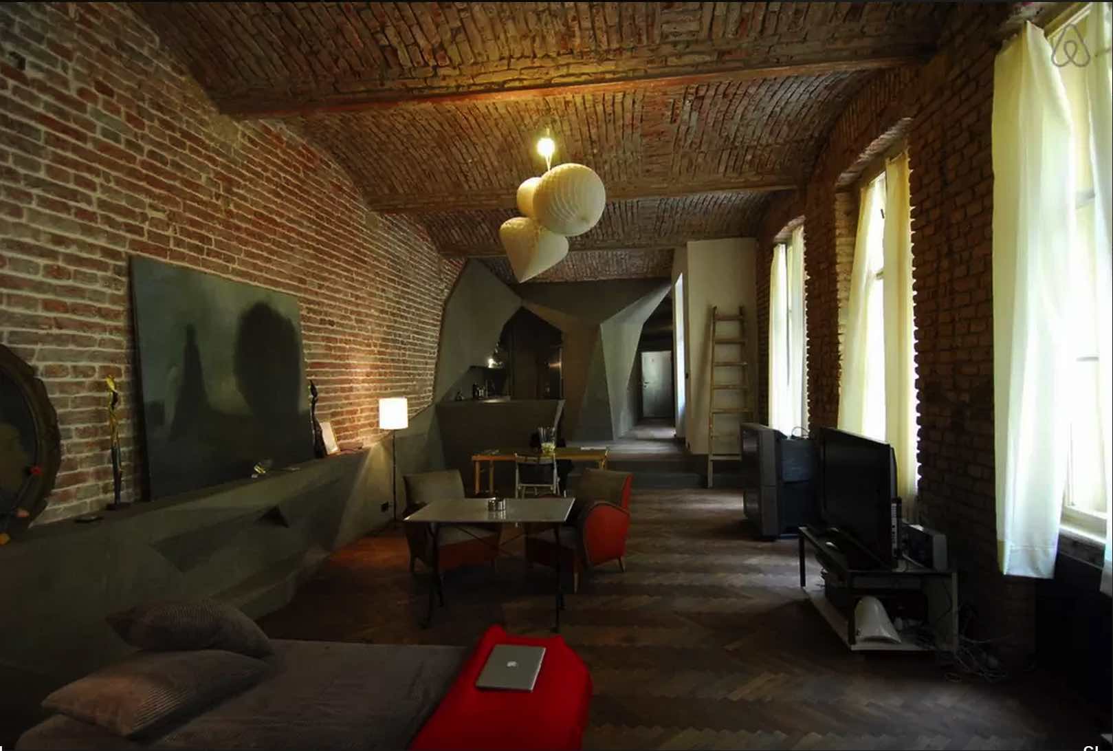 Cubist-Apartment-Prague-Airbnb