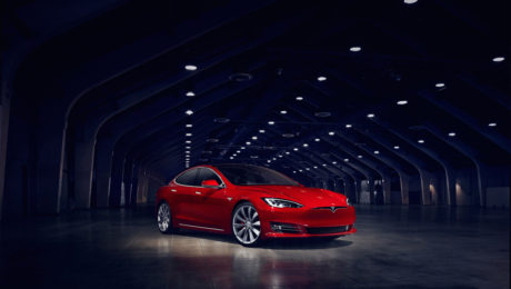 Tesla vyvíja luxusnejší