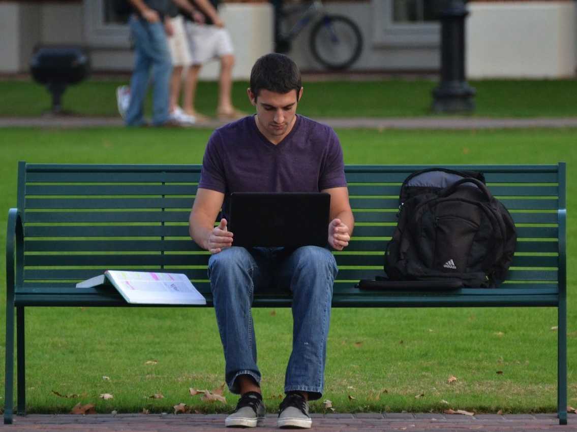 soon-you-might-be-able-to-get-a-federal-loan-to-take-an-online-class-or-attend-a-coding-boot-camp