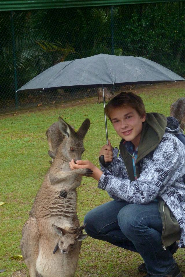 393478_2397175881487_1665674338_n