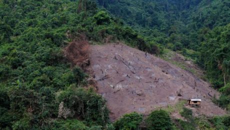 Zem postupne prichádza