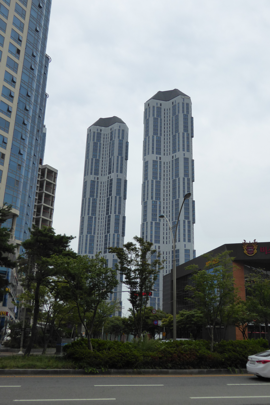 Výškové obytné domy v štvrti CentumCity