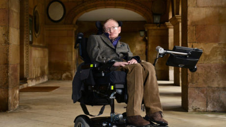 Hawking: Na Zemi