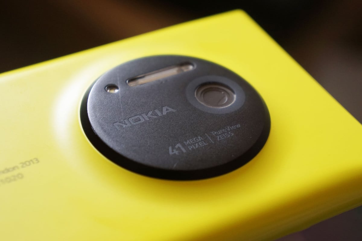 nokia-logo-lumia-1020