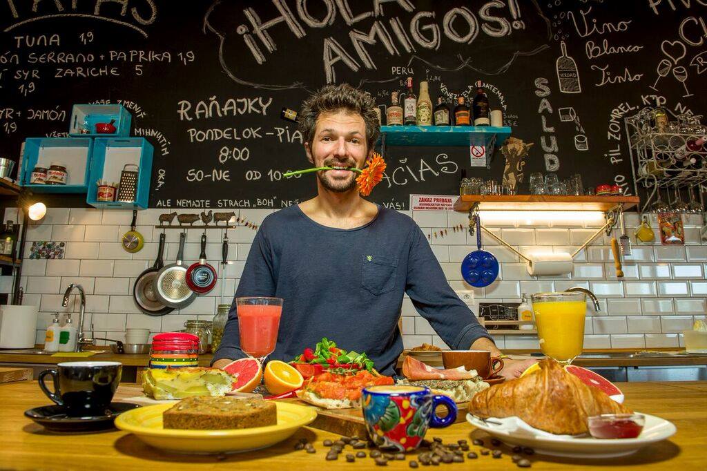 12240480_1529162734070032_7945751887802489268_o