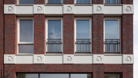 Emotikony už zasahujú