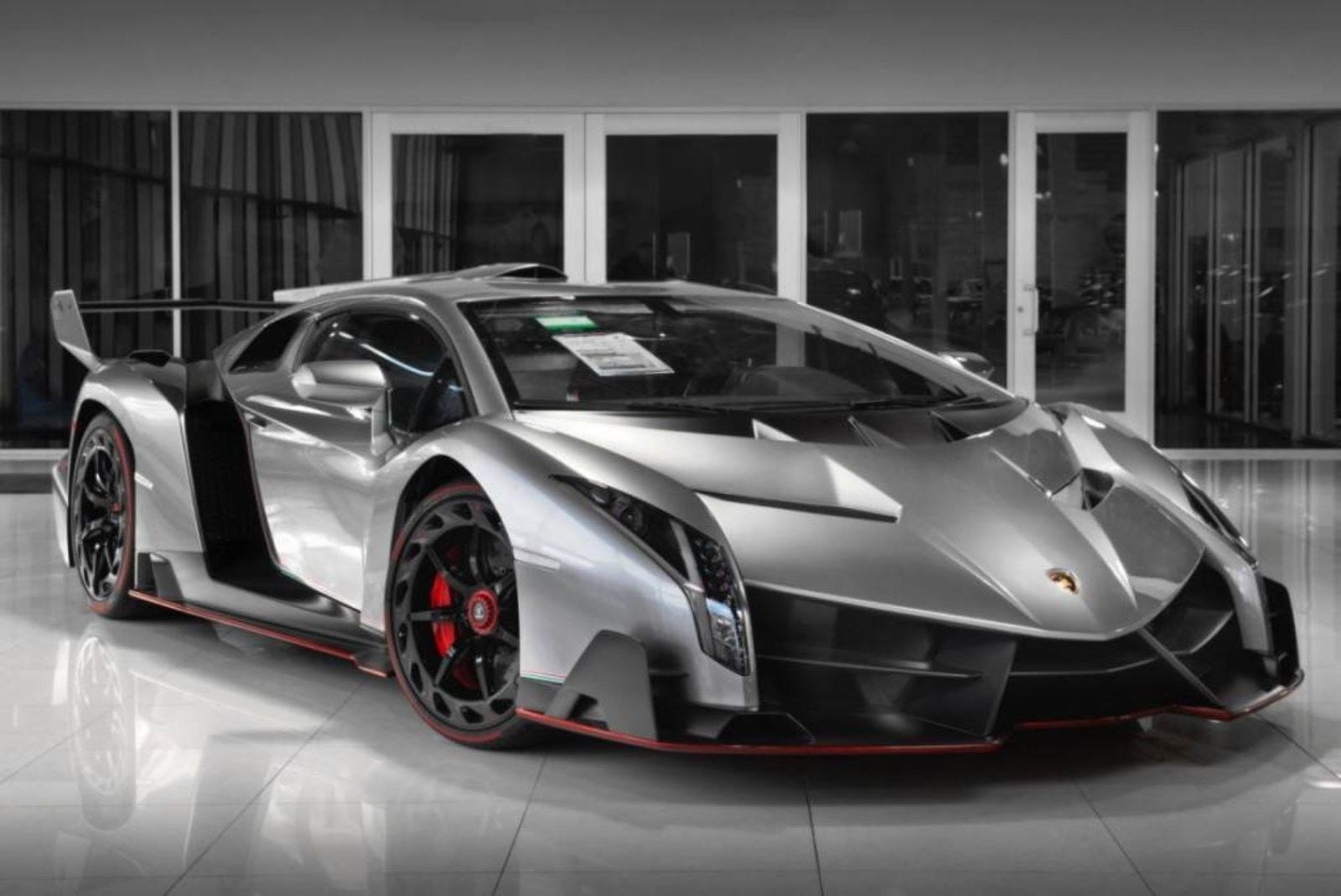 Niekto predáva vzácne Lamborghini Veneno. Jeho cena ti vyrazí dych