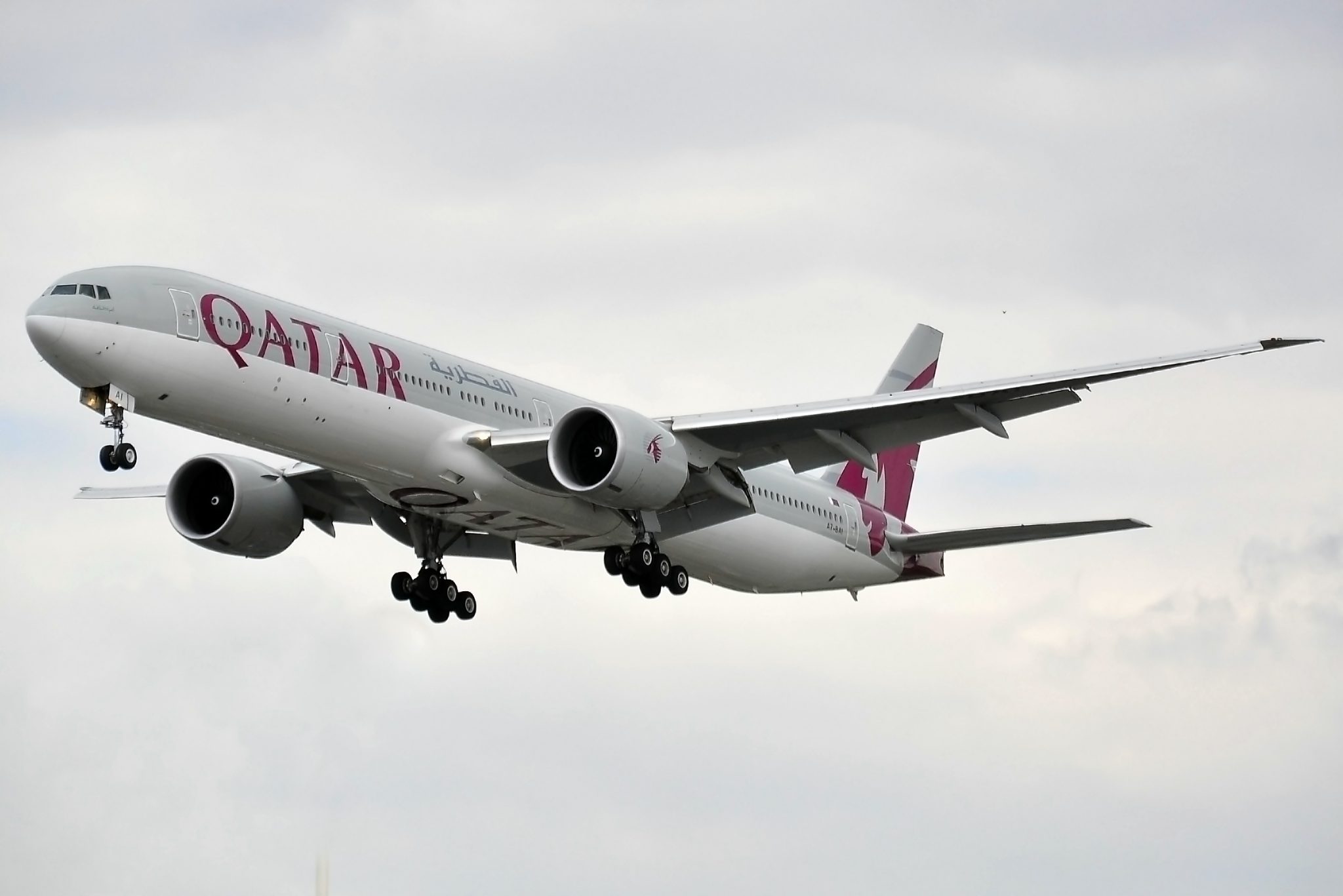 Boeing 777-3DZ(ER) – Qatar Airways (A7-BAI)