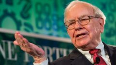 Warren Buffet komentoval