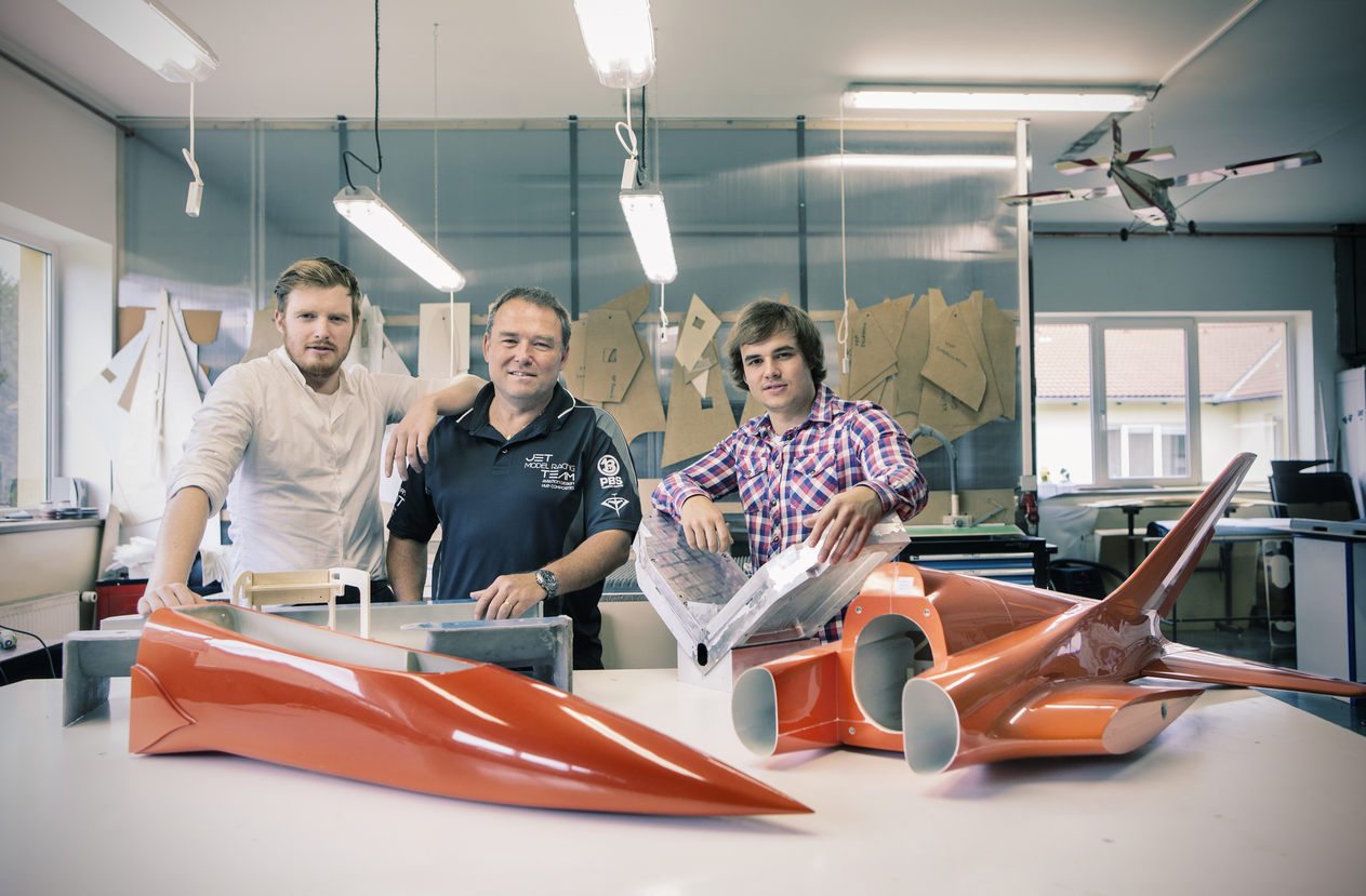 022cc463335b83ef1c0911e8f7a2_w1263_h829_gfd2a2ba6a9af11e7aacd0025900fea04