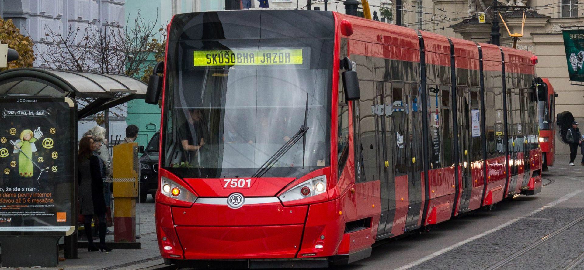 prezentacia-elektricky-skoda-30t-forcity-plusjb