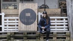 Majka pretvára nepotrebný