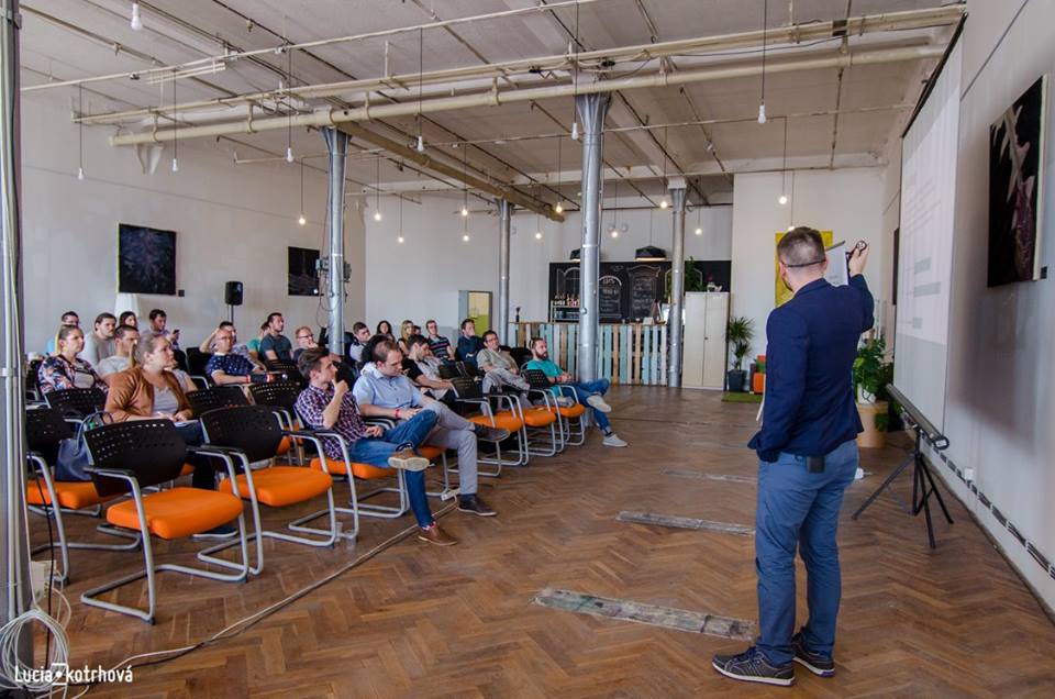 13173935_1714763302113386_1751810934490155500_n