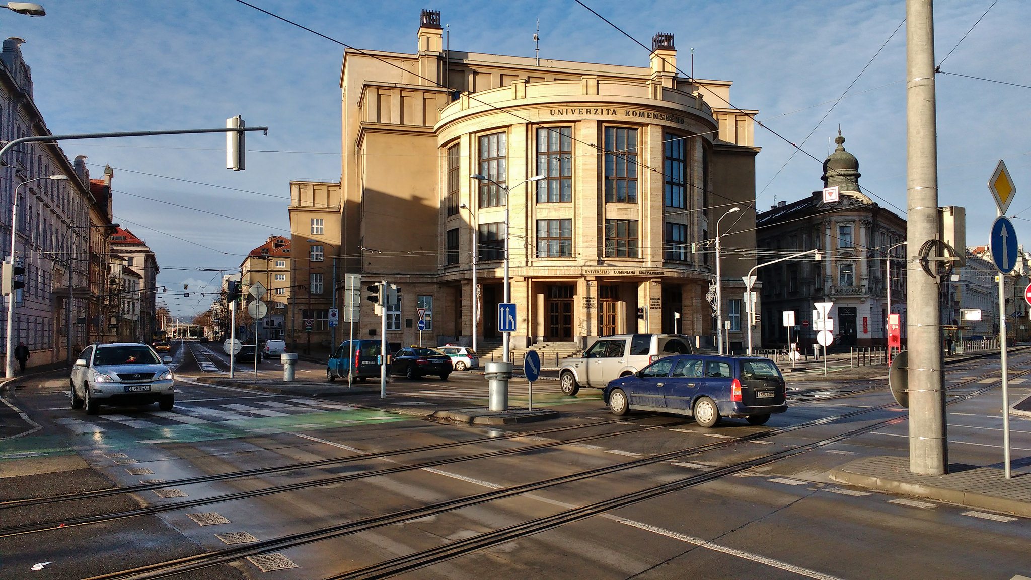 36194378756_98317b1807_k