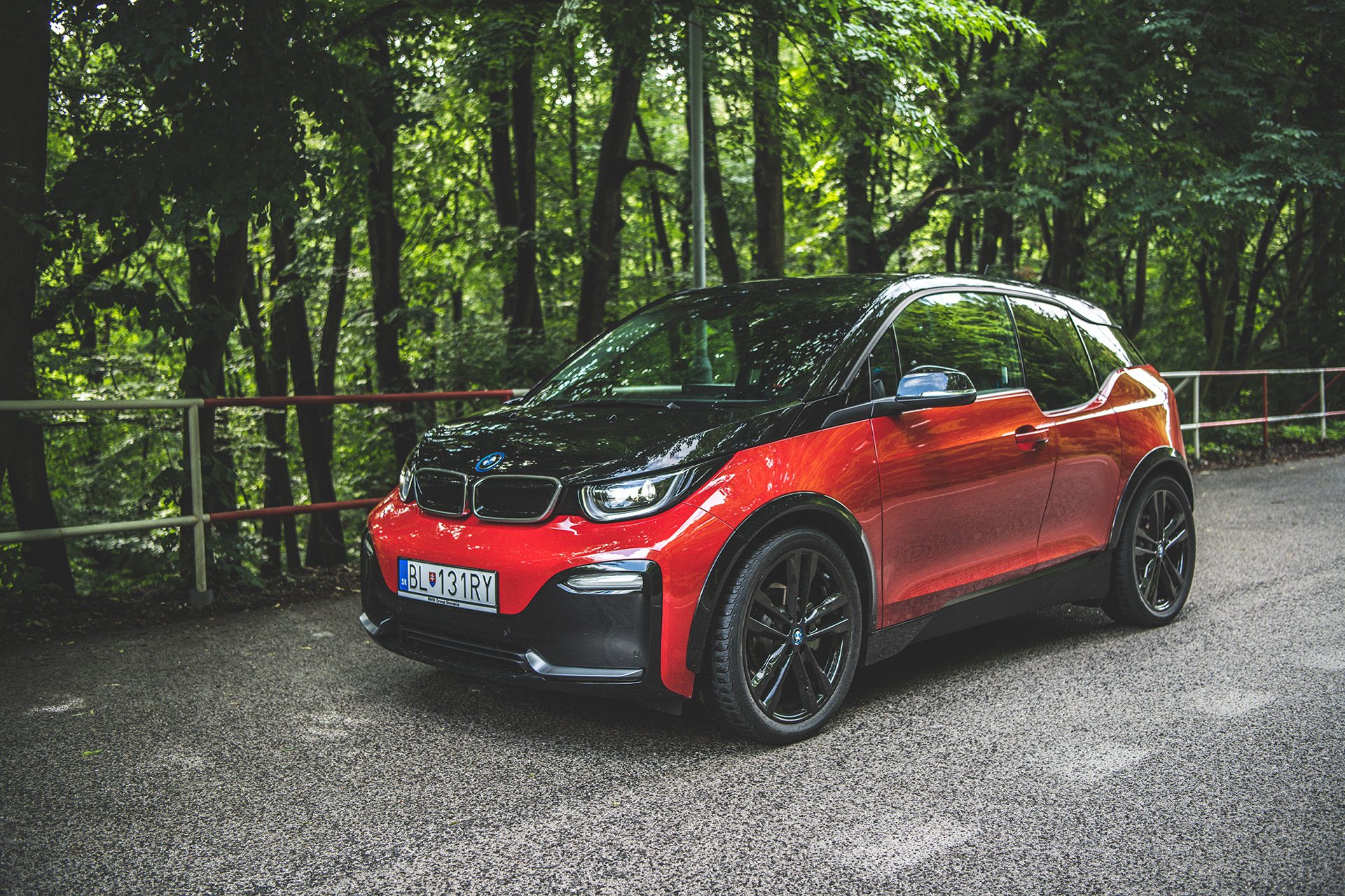 BMW i3, Startitup