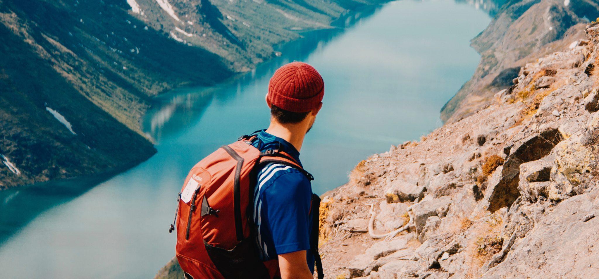 red-hat-factory-768348-unsplash