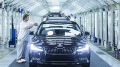 Škoda nestíha sama