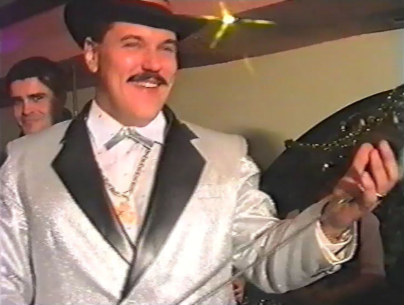 Mikuláš Černák na oslave svojich 31. narodenín