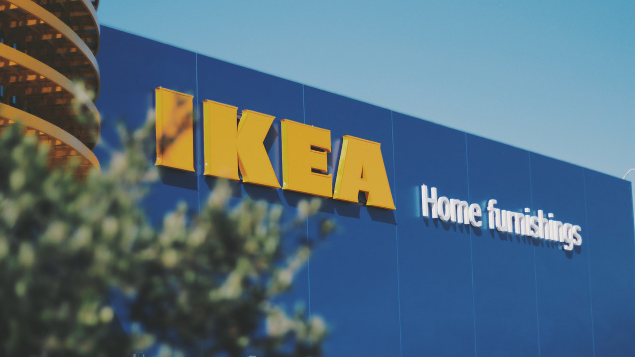 blue-building-ikea-1797405