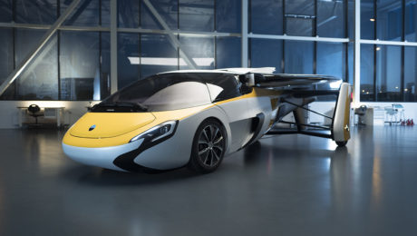 Do AeroMobilu vstupujú