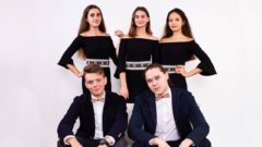 Tím študentov prišiel