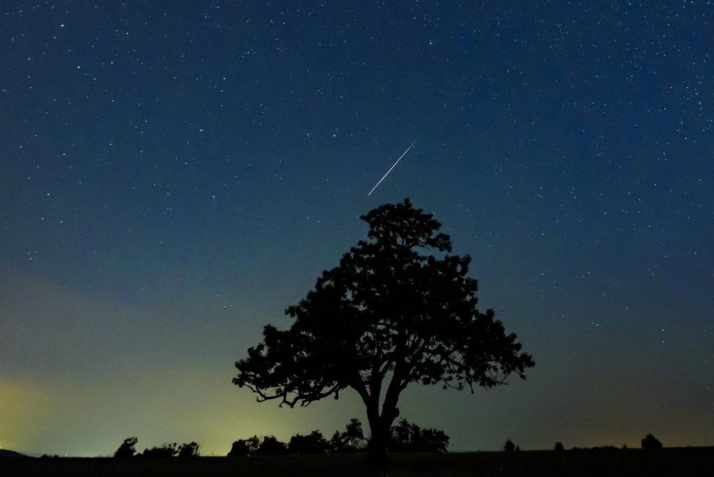Hungary_Meteor_Shower275289638989