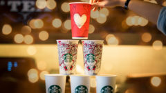 PETA kúpila podiely