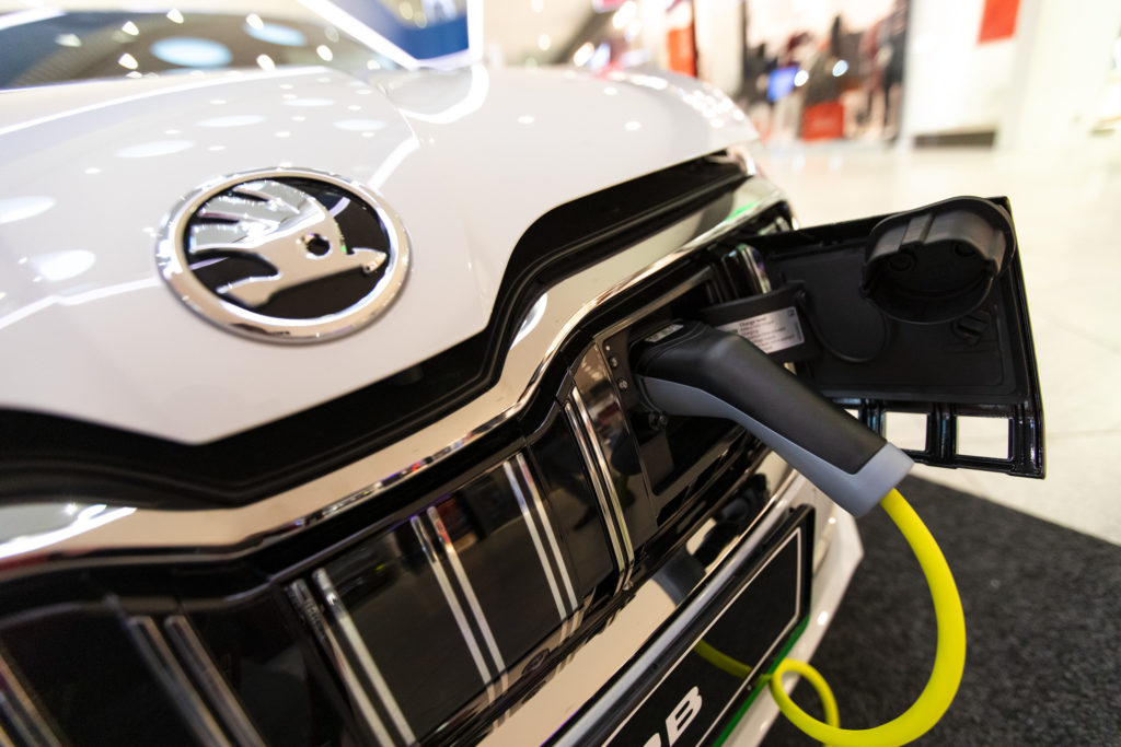 elektromobil, nabíjanie