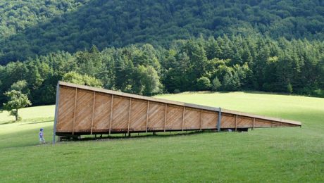 Práve rozoberajú jednu