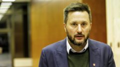 Vallo: Vláda neberie