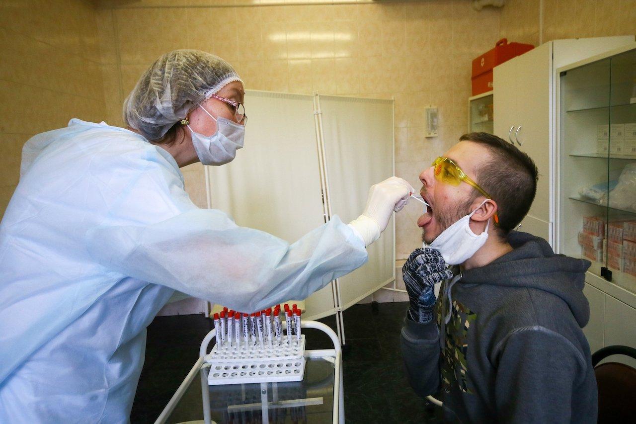 lekári, koronavírus