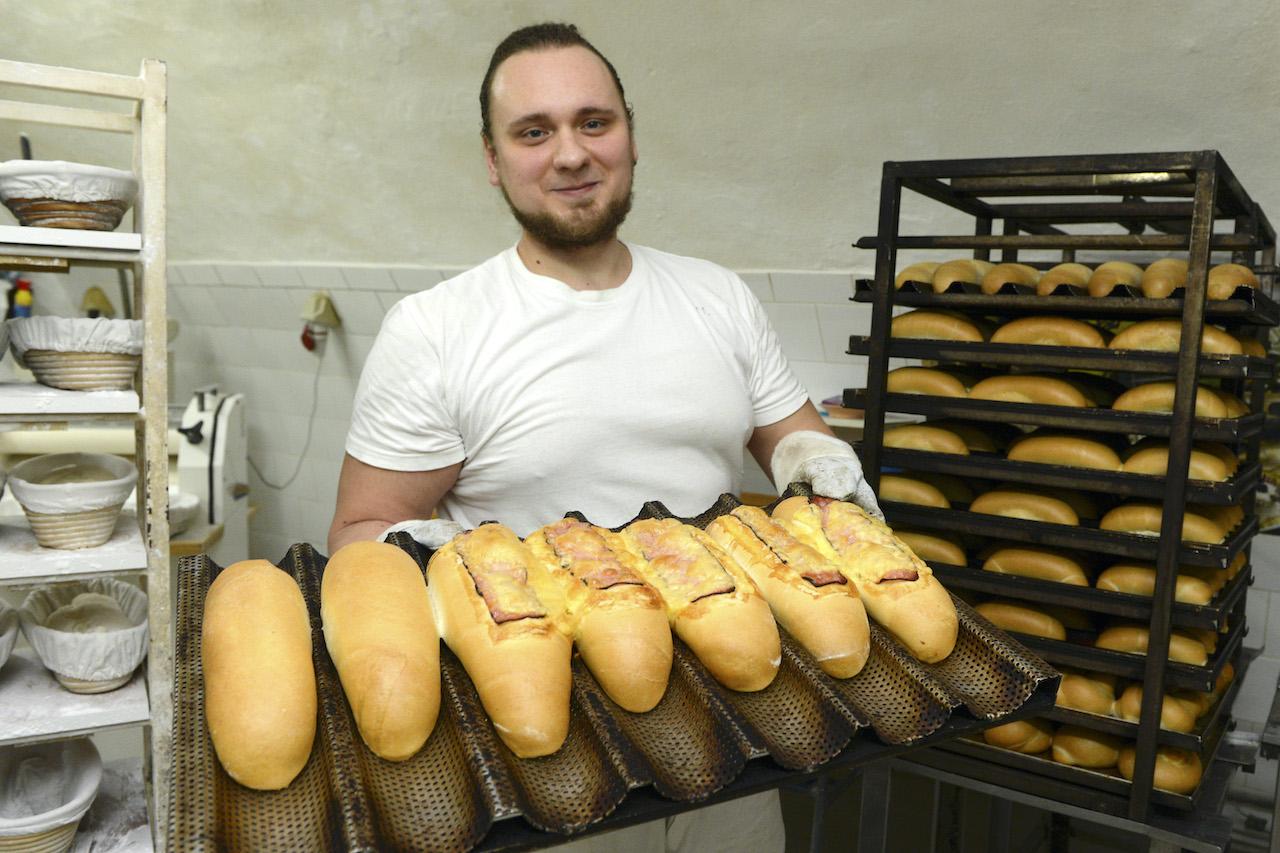 Pekáreň, potraviny, práca