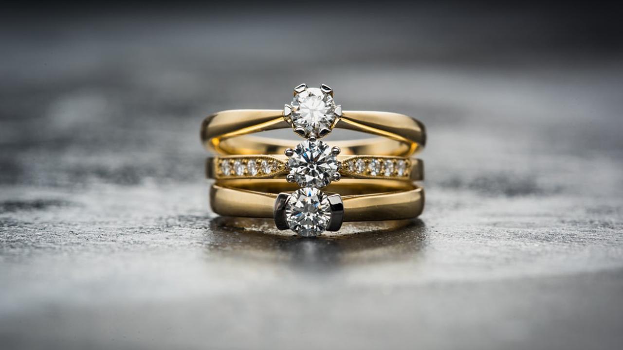 na snimke je diamant