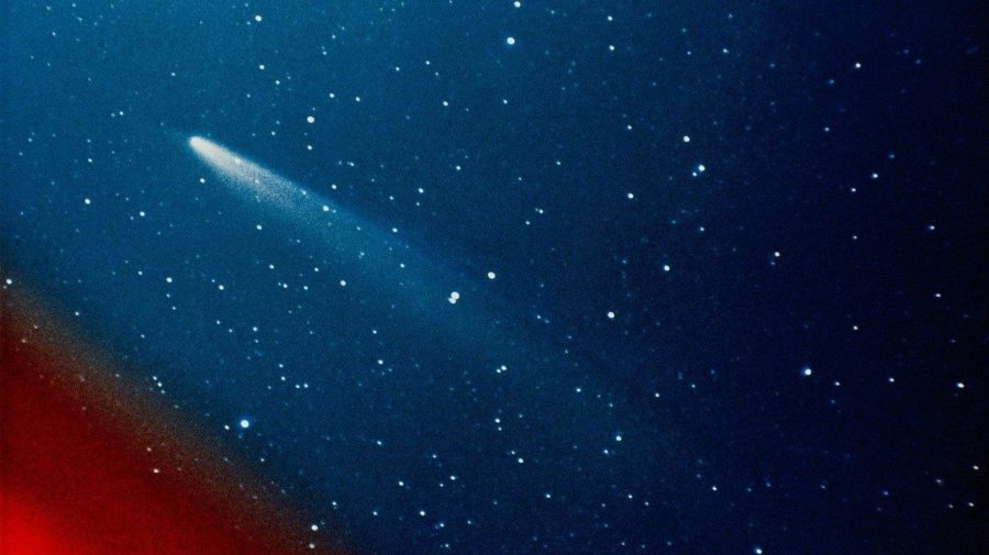 kométa vo vesmíre