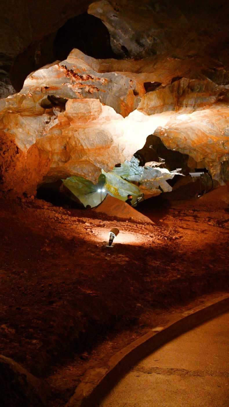 Ochtinská aragonitová jaskyňa, Gemer
