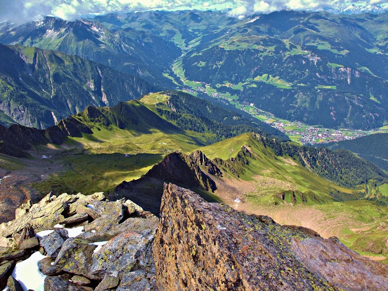 Dolina Zillertal z alpských vrcholov František Kekely