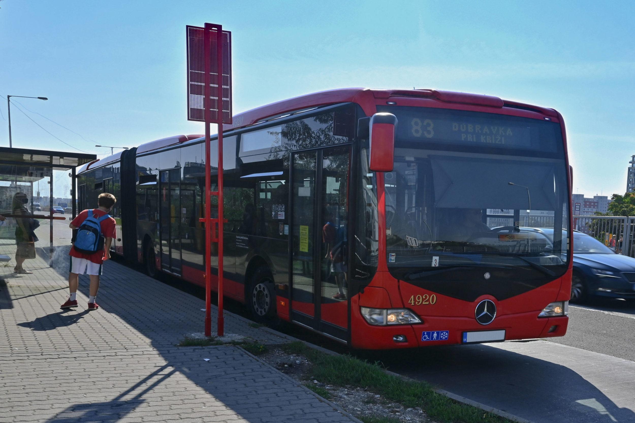 MHD DPB autobus