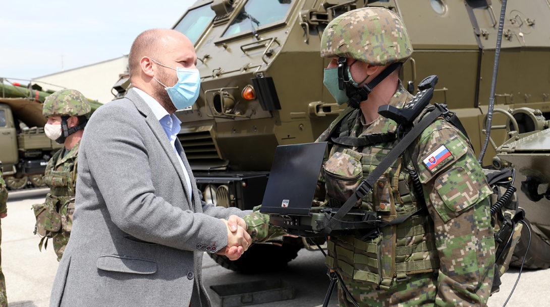 101011345_3356562731044114_230653620834533376_o-1090×610