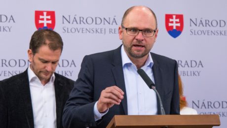 Sulík naznačil, že
