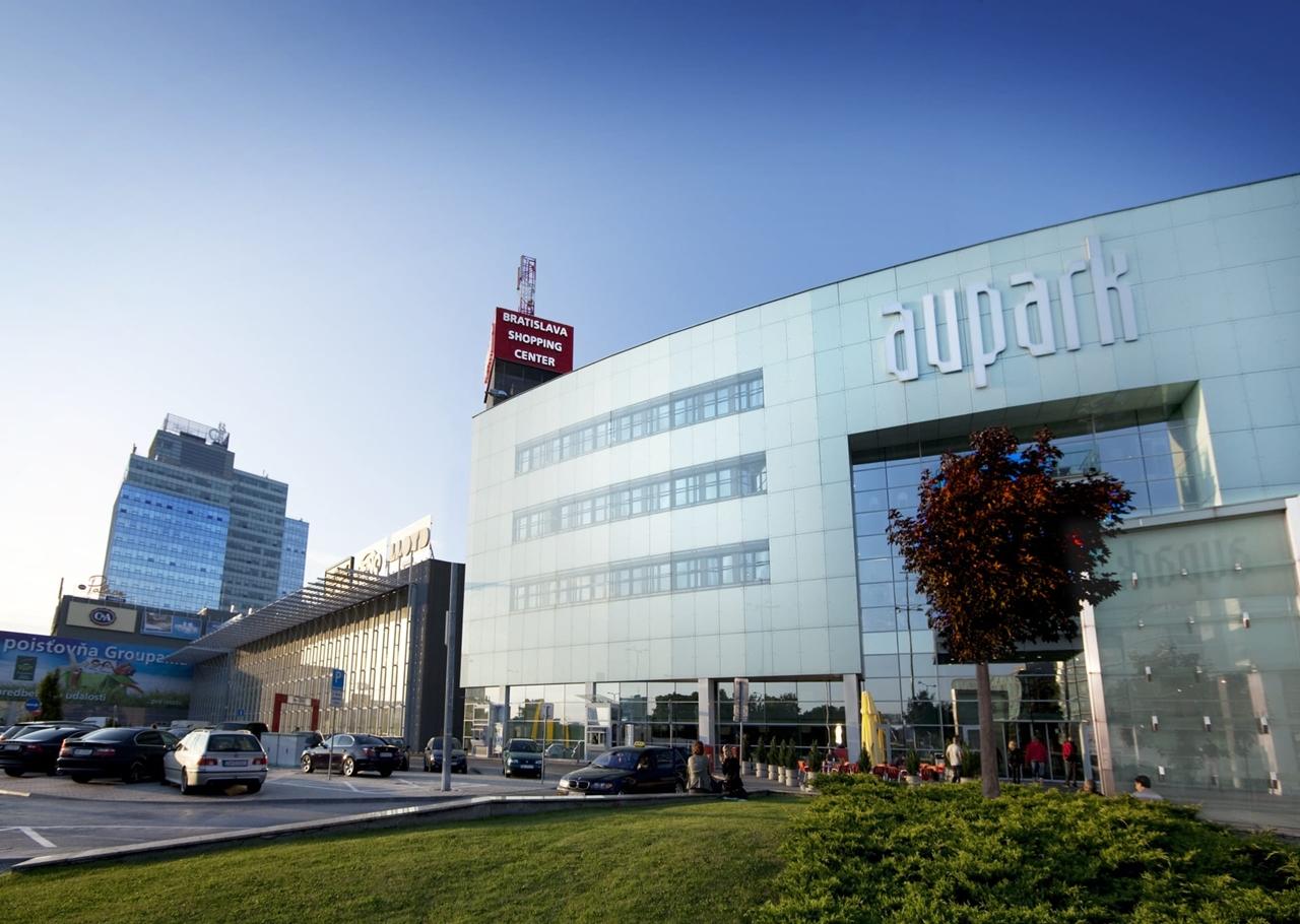 Aupark_Shopping_Center_Bratislava_3