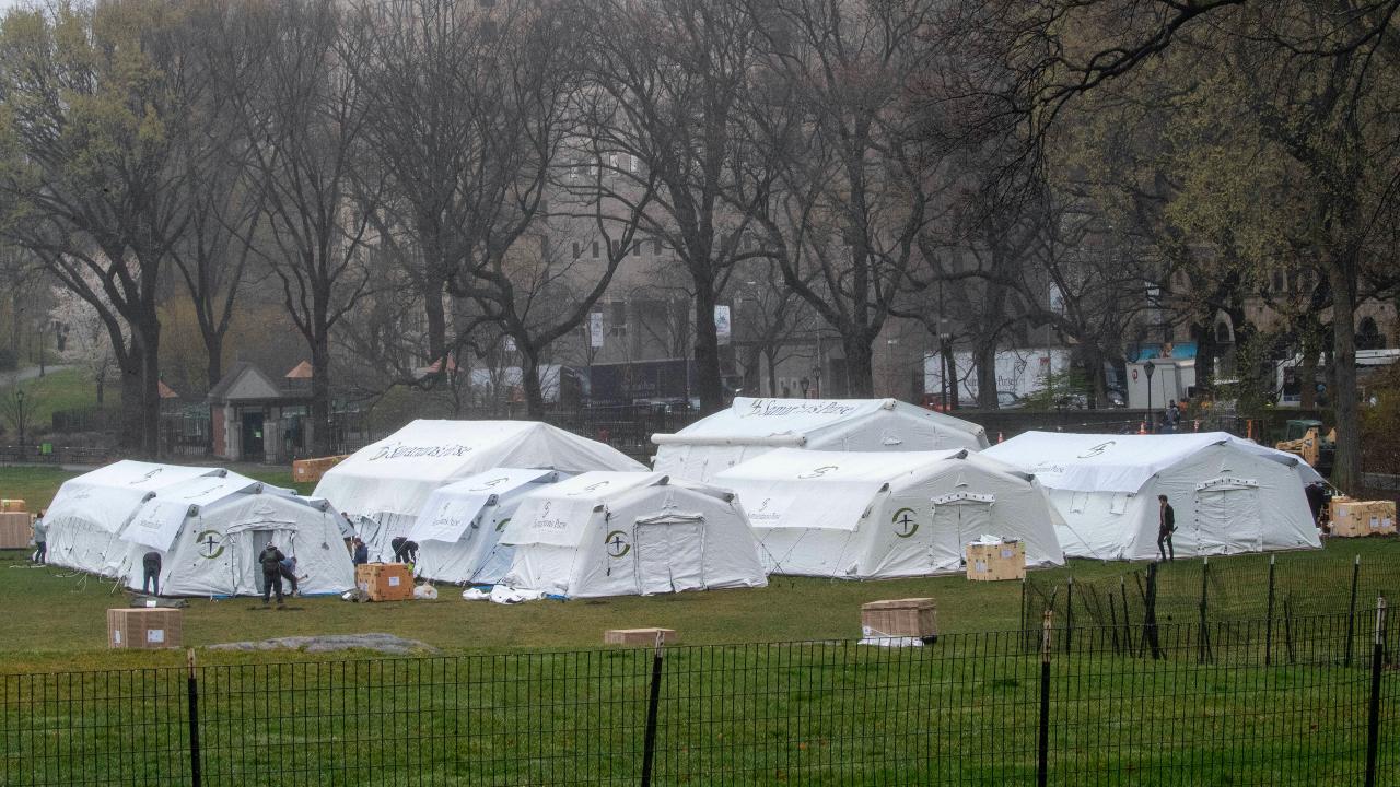 poľná nemocnica koronavírus covid nakazení chorí test