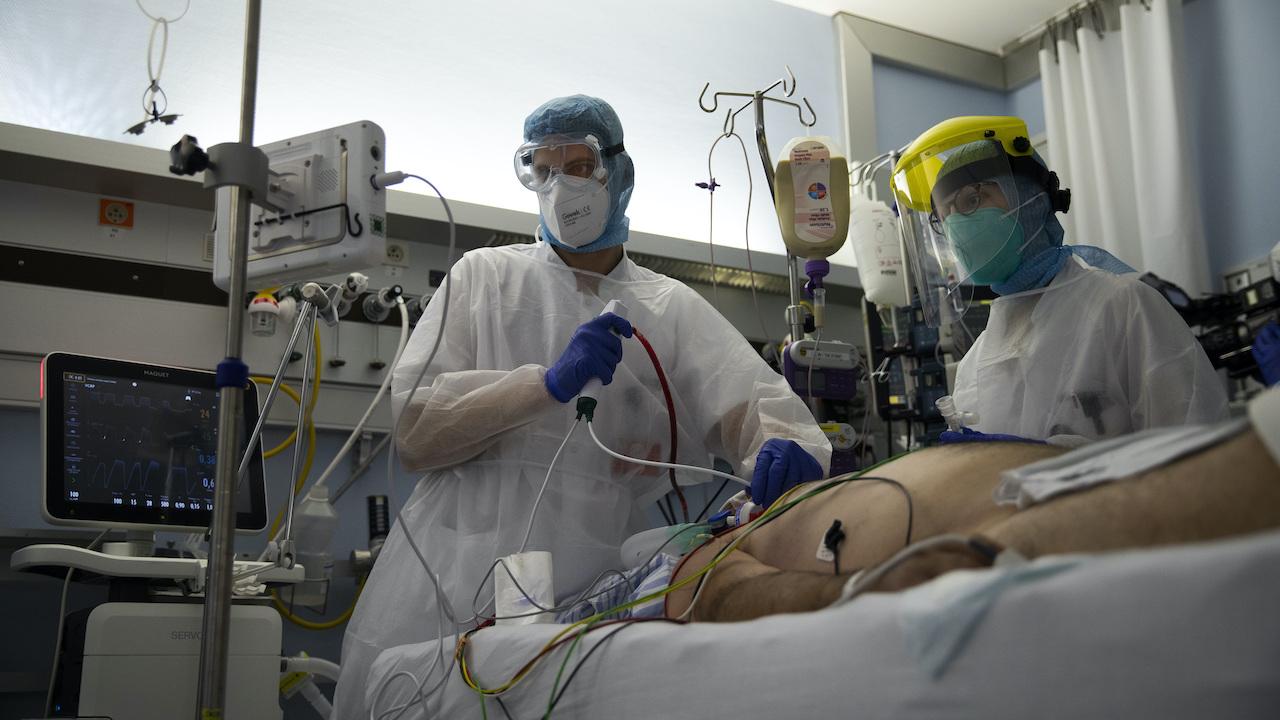 nemocnica, lekári, JIS