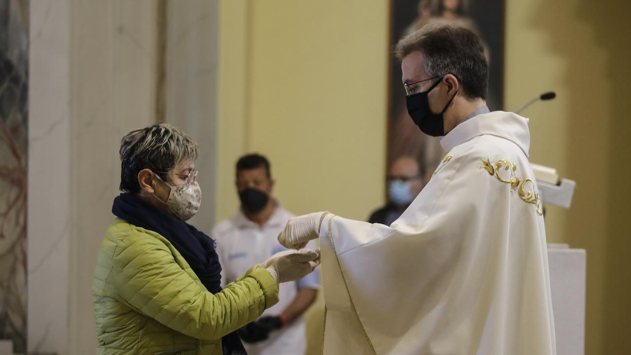 kostol, omša, koronavírus