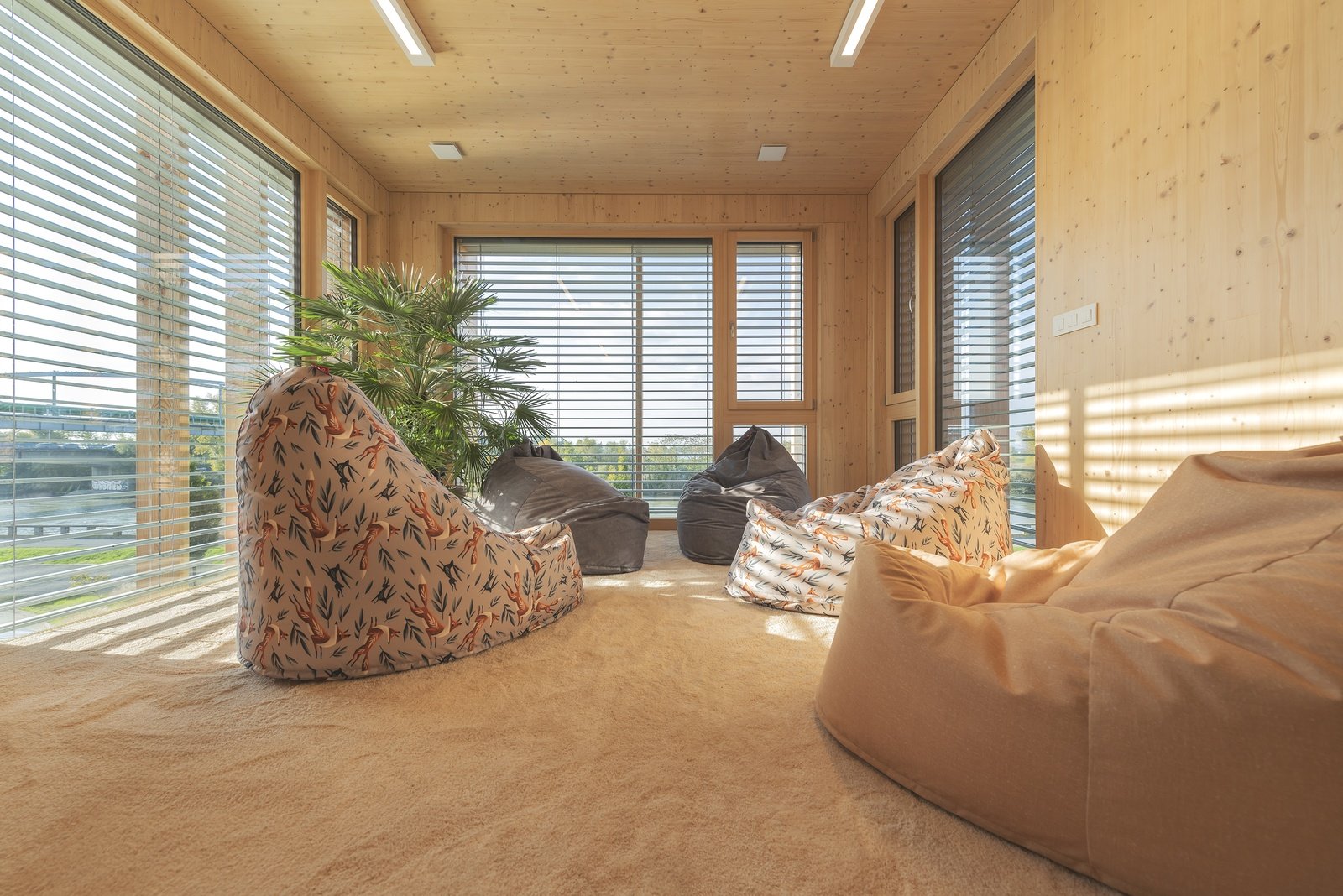 Kubis Architekti, dentálne cetrum, Hlohovec, architektúra, drevostavba, prístavba