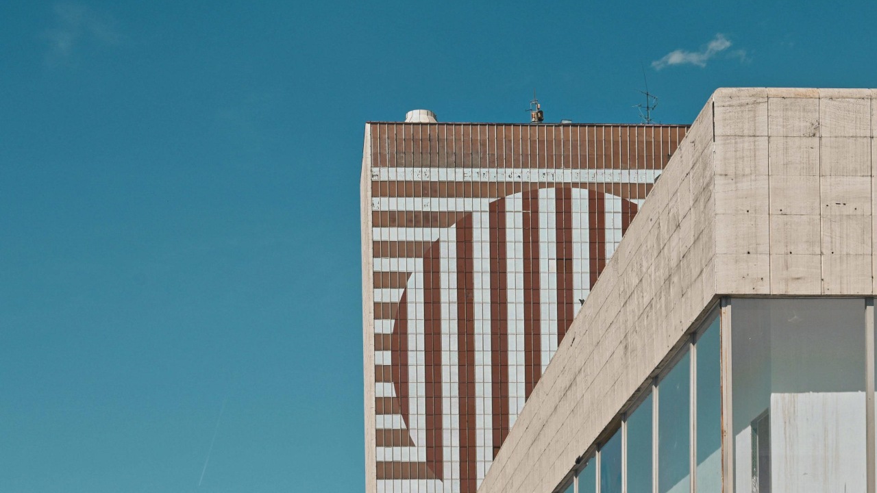 Ivan Matušík kamenné námestie hotel kyjev Bratislava travertín